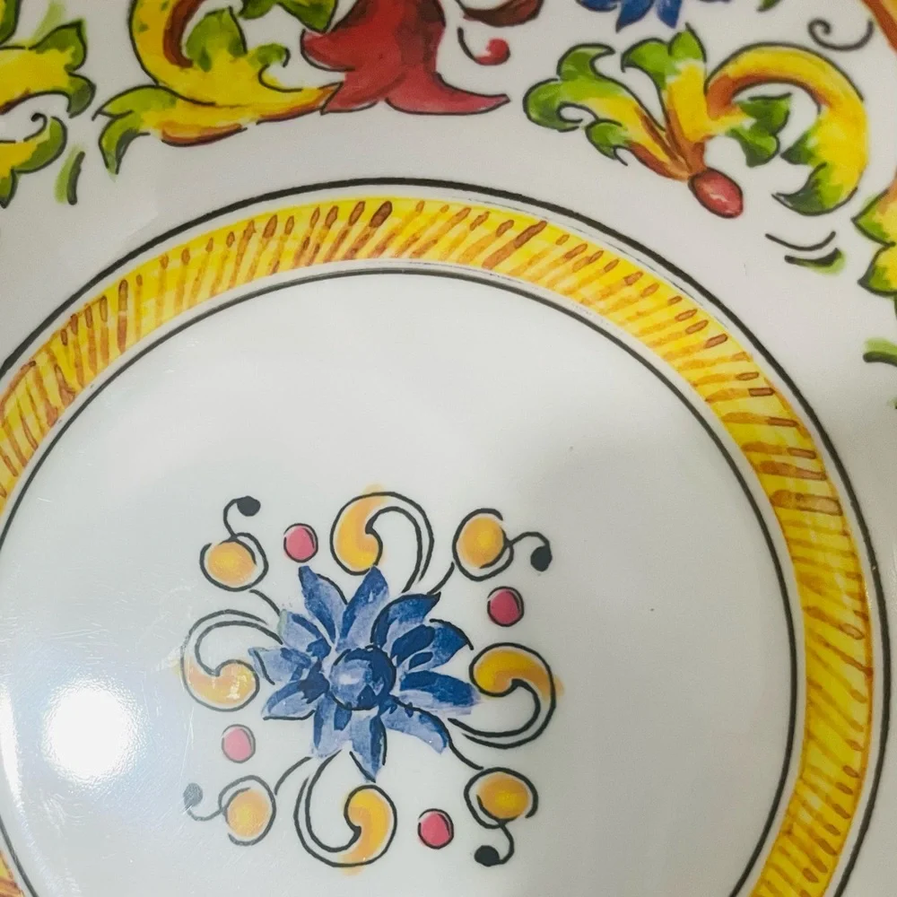 Sur La Table Floreal Melamine Dinnerware 2 Bowls & Single 9” Luncheon Plate